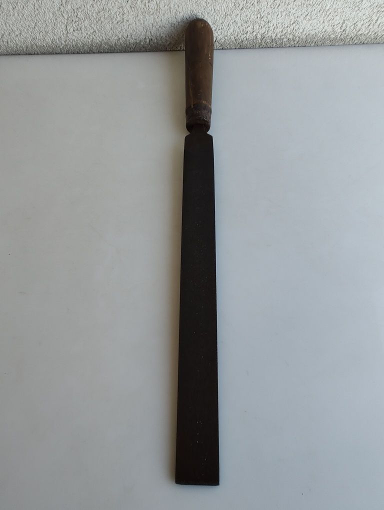 Pilnik ślusarski płaski całkowia długość 47 cm z PRL-u