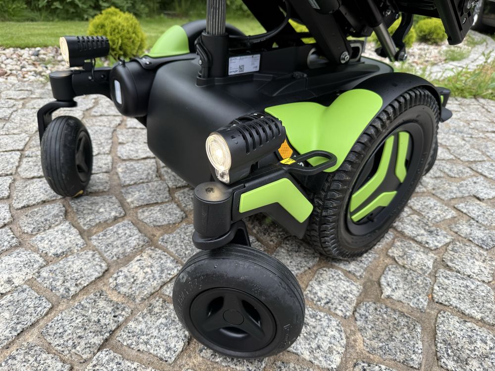 wózek inwalidzki elektryczny Permobil M3 Corpus 2, 11km, 2022r