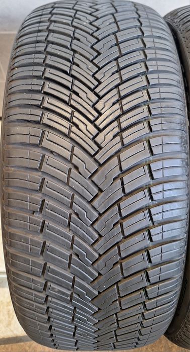 Opony Całoroczne 19 Pirelli All Season SF2 Cinturato 255/45R19 Para