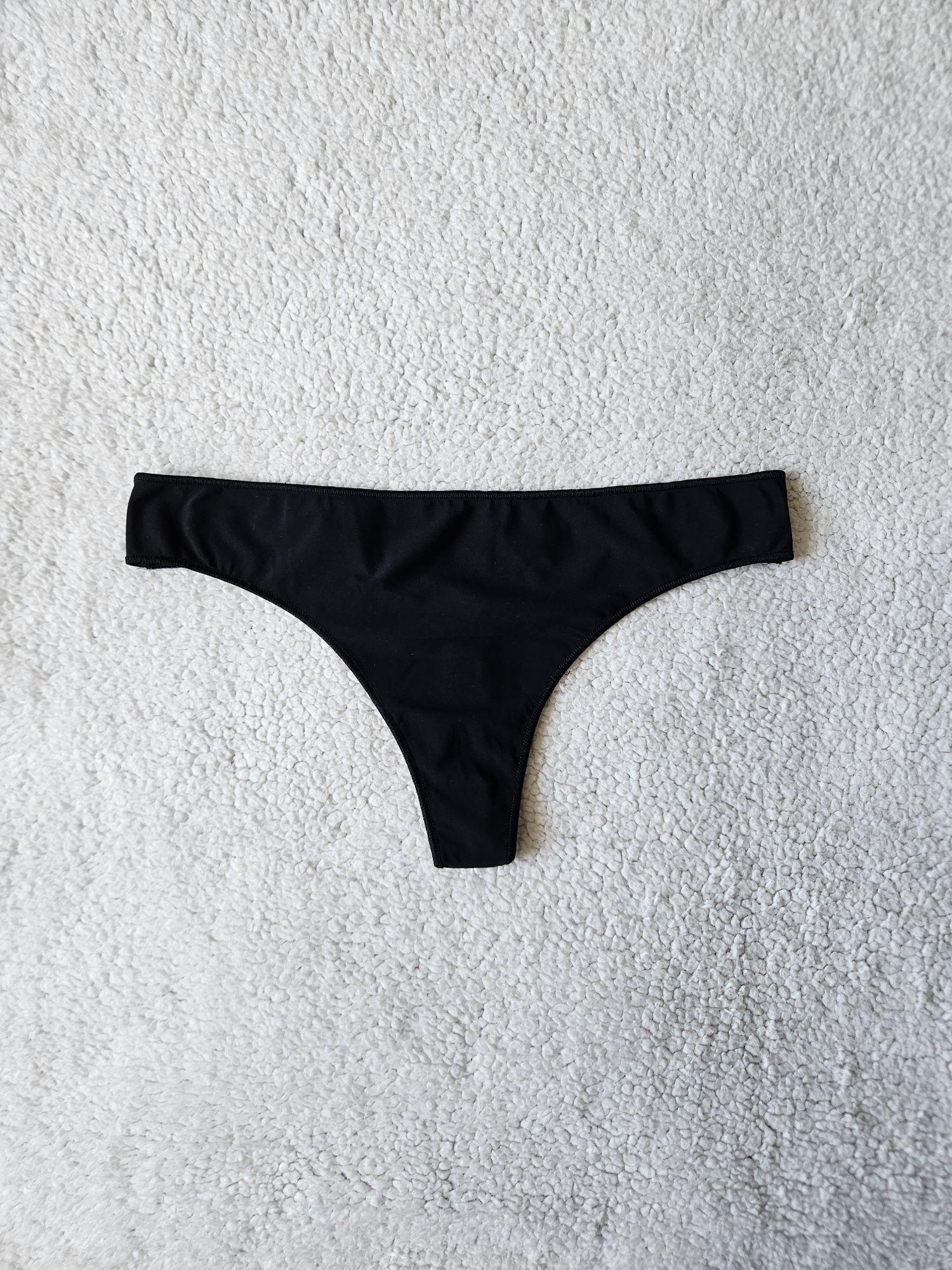 Nowe damskie majtki Tezenis stringi czarne