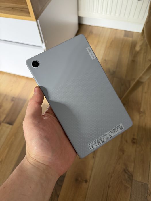 НОВЫЙ планшет Lenovo Tab M8 3/32