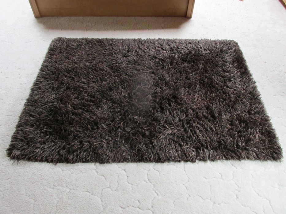 Brązowy dywan shaggy 1,70 x 1,25 m