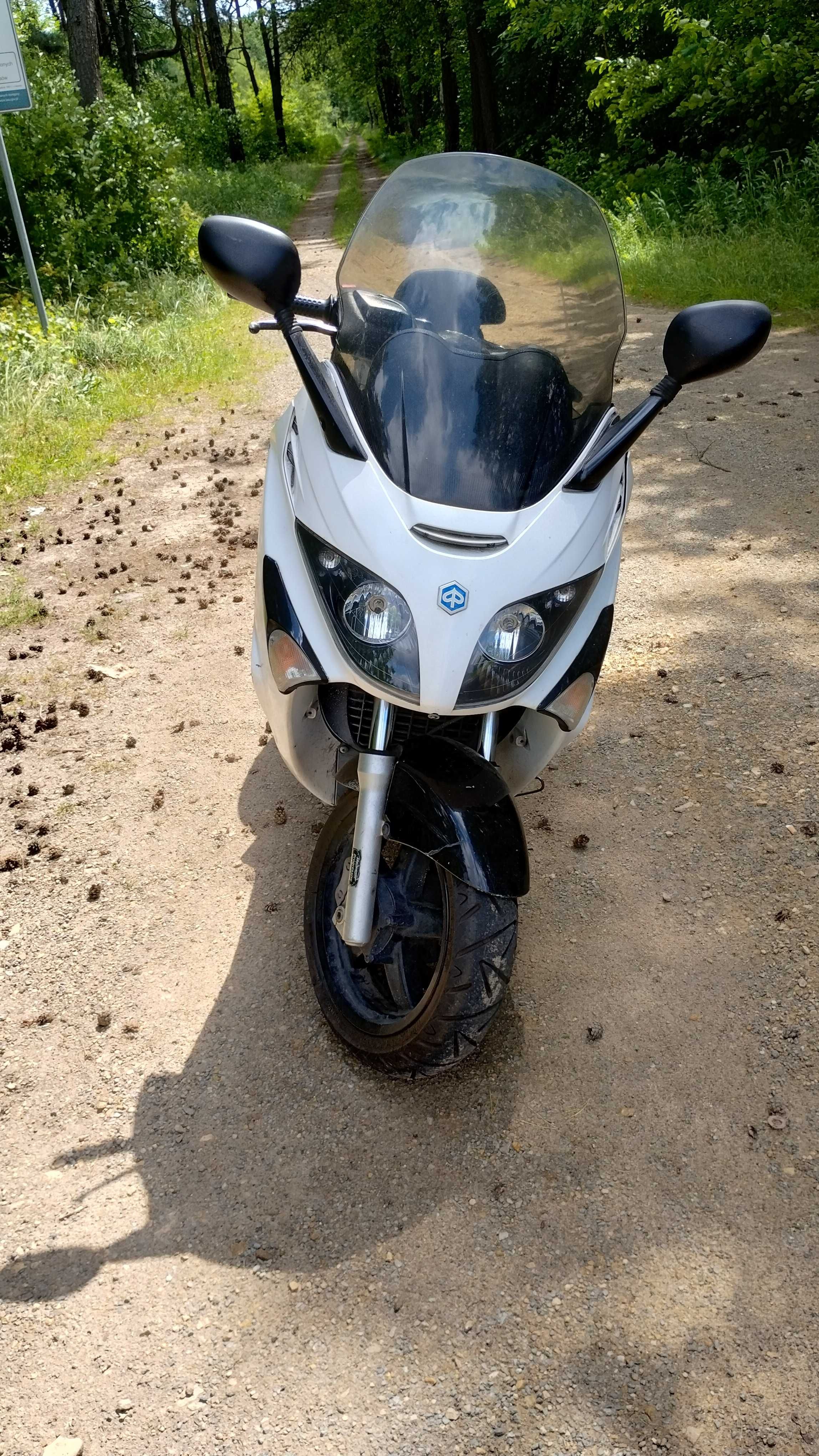 Piaggio Xevo 125, 2012 r, 52 tys przebiegu, WRC.