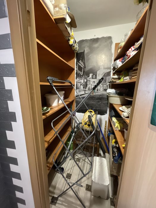 Оренда місця в кімнаті в центрі,вул.Б.Хмельницького