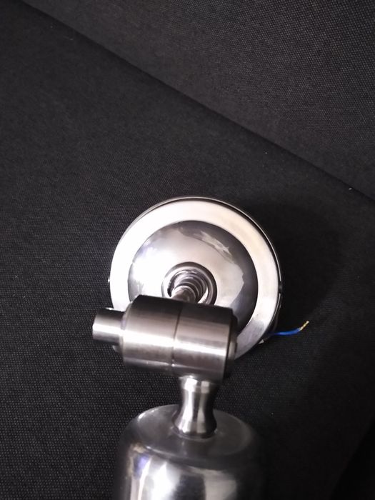 Dwa kinkiety metal srebrny.