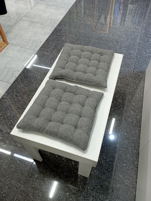 Журнальний столик