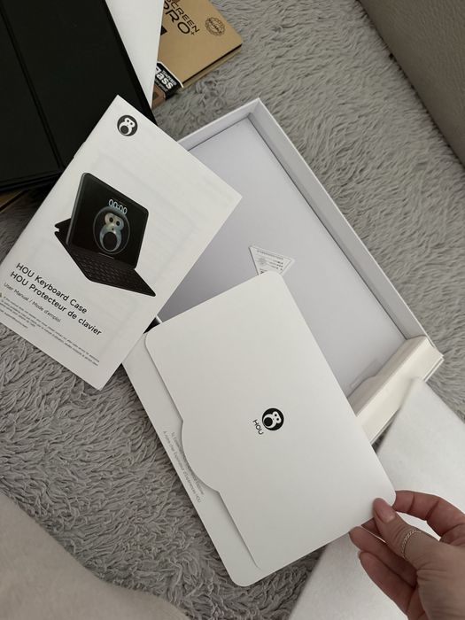 Keyboard case HOU + película de vidro iPad 10/11 de 11 polegadas