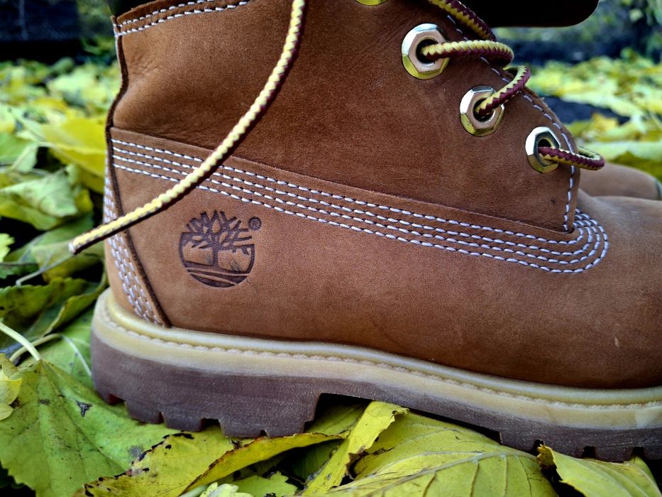 Продам оригінальні черевики Timberland в дуже гарному стані!