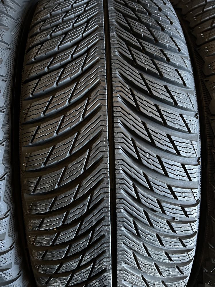 235/65/17 R17 Michelin Pilot Alpin 5 4шт зима