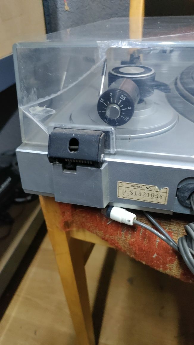 Sanyo TP 20 gramofon