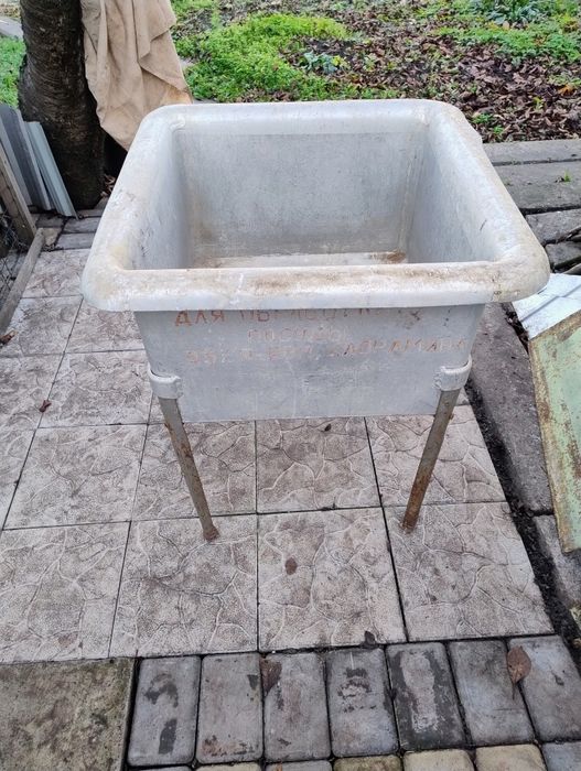 Алюминиевая ёмкость для мытья посуды. Самовывоз!!!