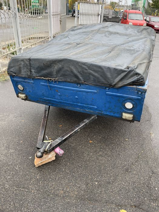 Легковий причіп в хорошому стані