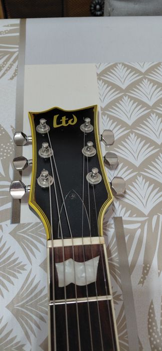 Guitarra eléctrica LTD EC256 Vintage