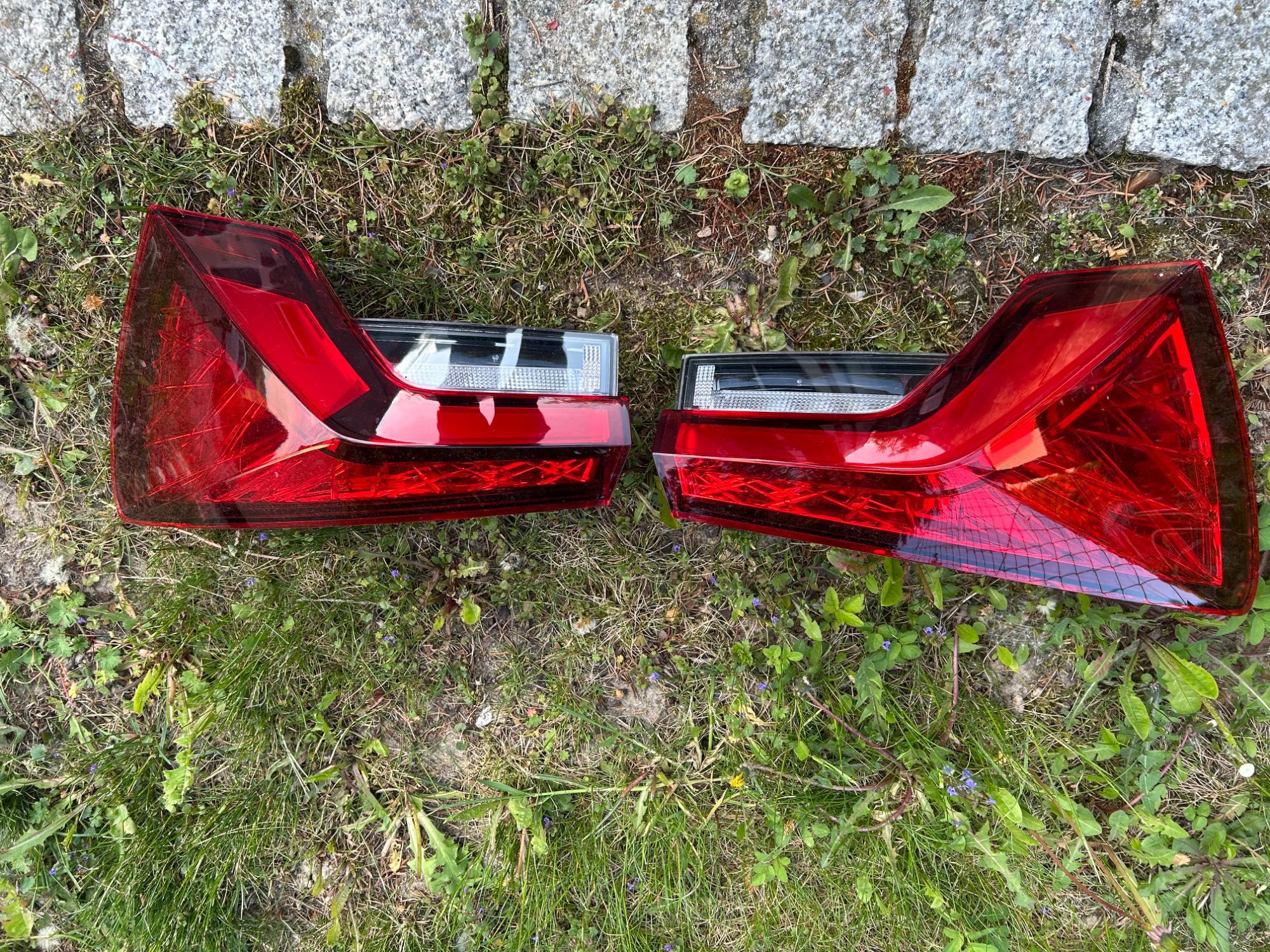 Lampy tylne skoda scala,prawa i lewa 19-