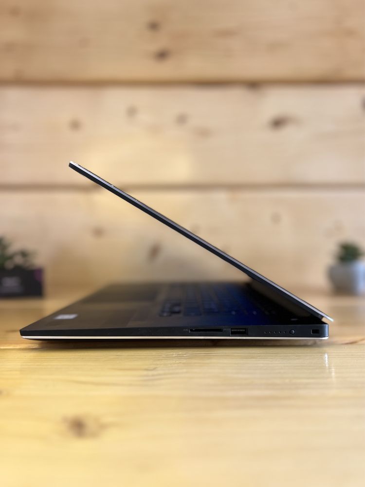 УЦІНКА/Сенсорний Dell Precision 5530/P2000 4GB/i9-8950HK/32/1TB/15"4K