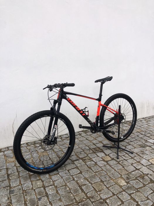Bicicleta BTT Giant Fanthom
