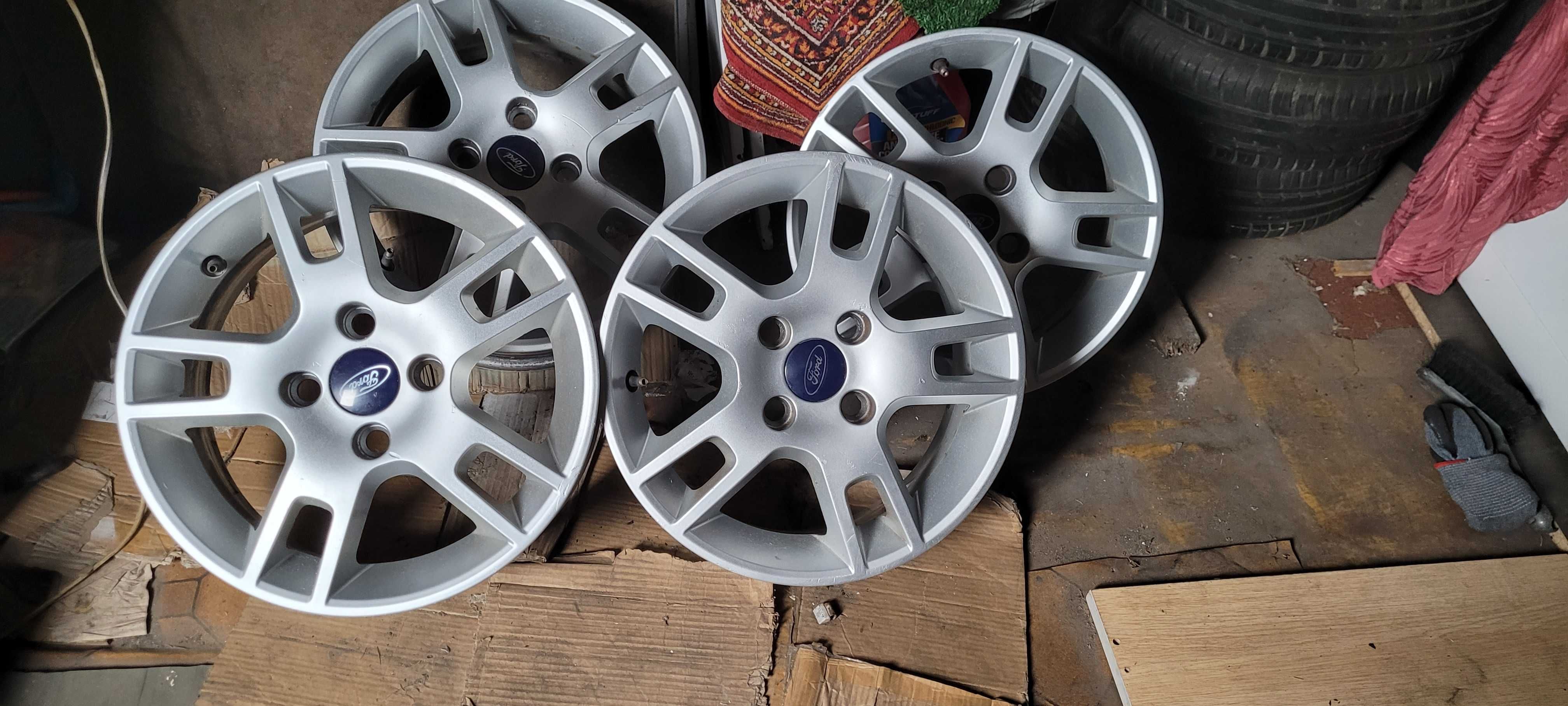 Sprzedam kpl felg do Ford  15 cal