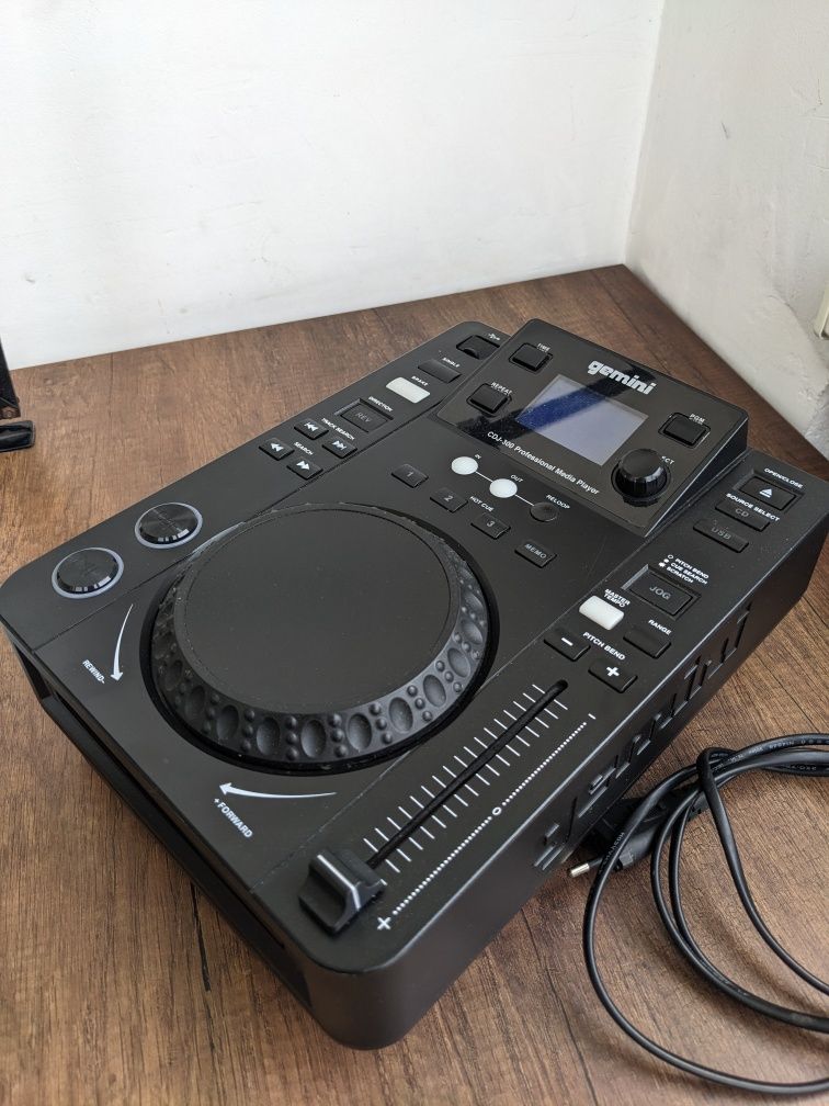 Gemini CDJ-300  CD/mp3 програвач