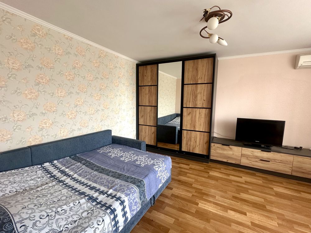 Оренда 1-кімнатної квартири в центрі міста.