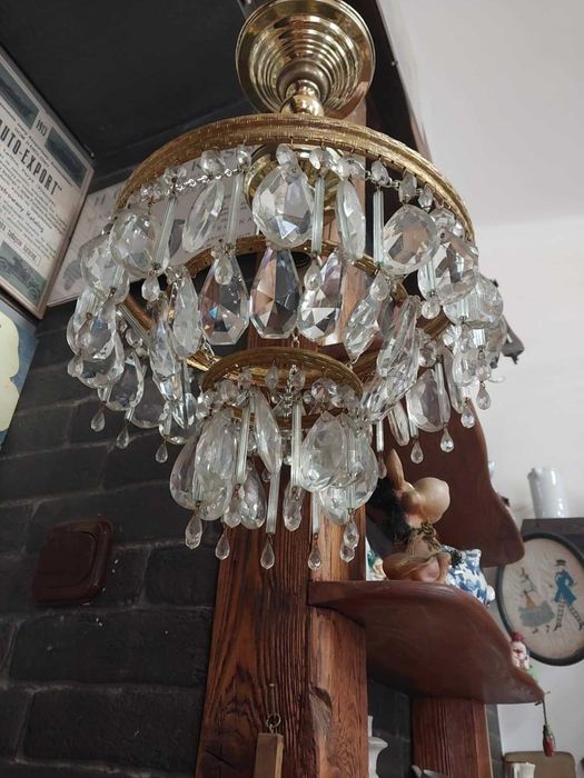 Śliczna lampa wisząca z dużymi Kryształkami