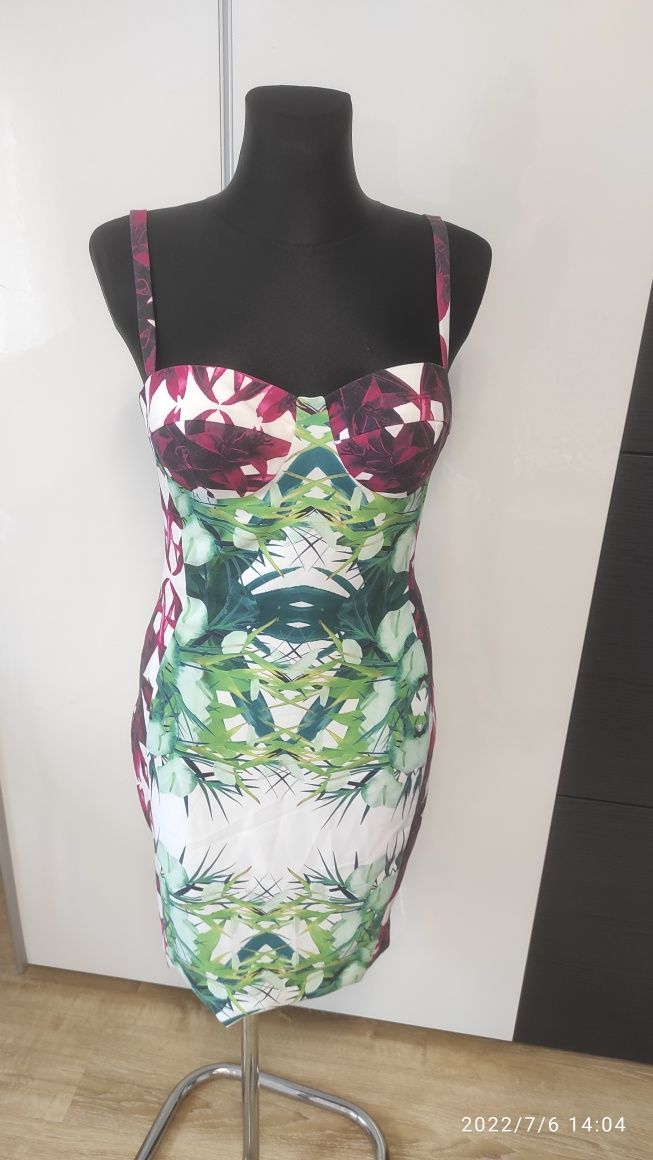 Celeb Boutique sukienka wizytowa rozm M