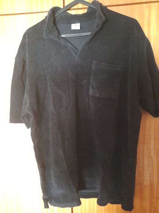 T shirt/ camisola.