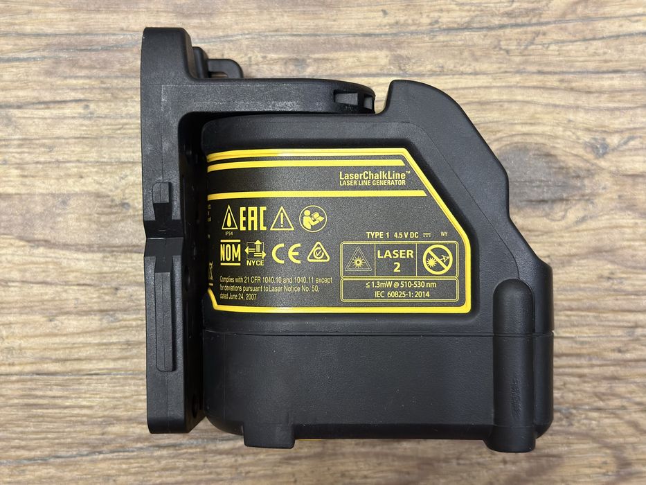 Zielony laser krzyżowy akumulatorowy DeWalt DW088CG | walizka