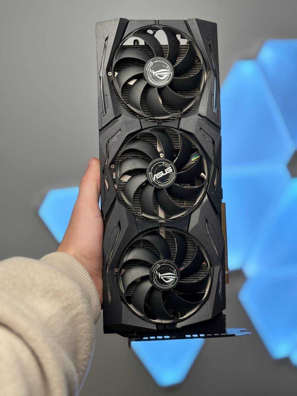 Відеокарта ТОП Asus ROG Strix RX 5700XT 8GB GDDR6 256bit KLAVAcomp
