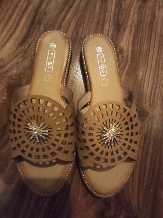 Klapki na lato nowe śliczne