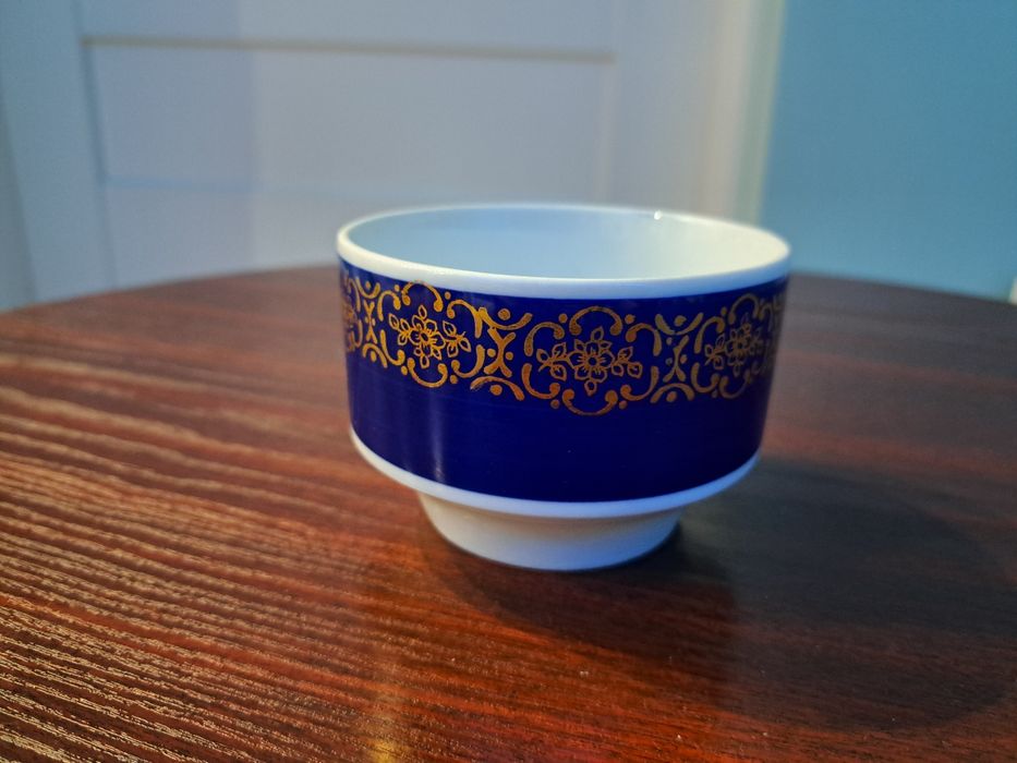 Porcelana prl cukiernica Colditz sygnatura