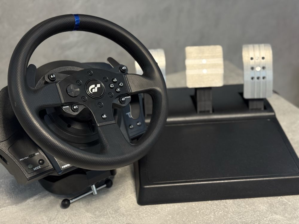 Кермо і педалі Thrustmaster T300 RS GT Edition PC/PS3/PS4/PS5