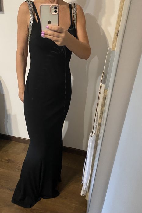 Długa czarna sukienka bez pleców syrenka rybka M