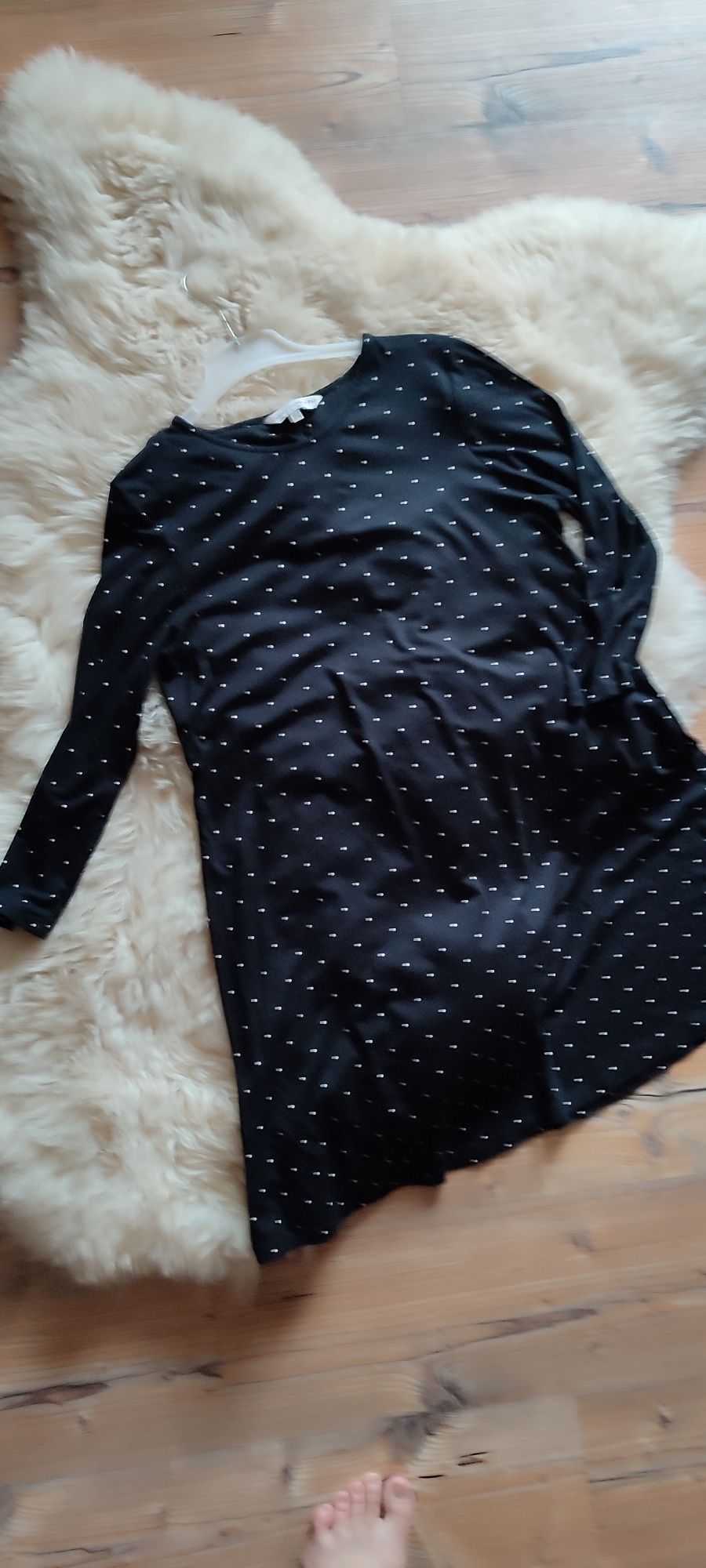 Sukienka w kropki F&F L