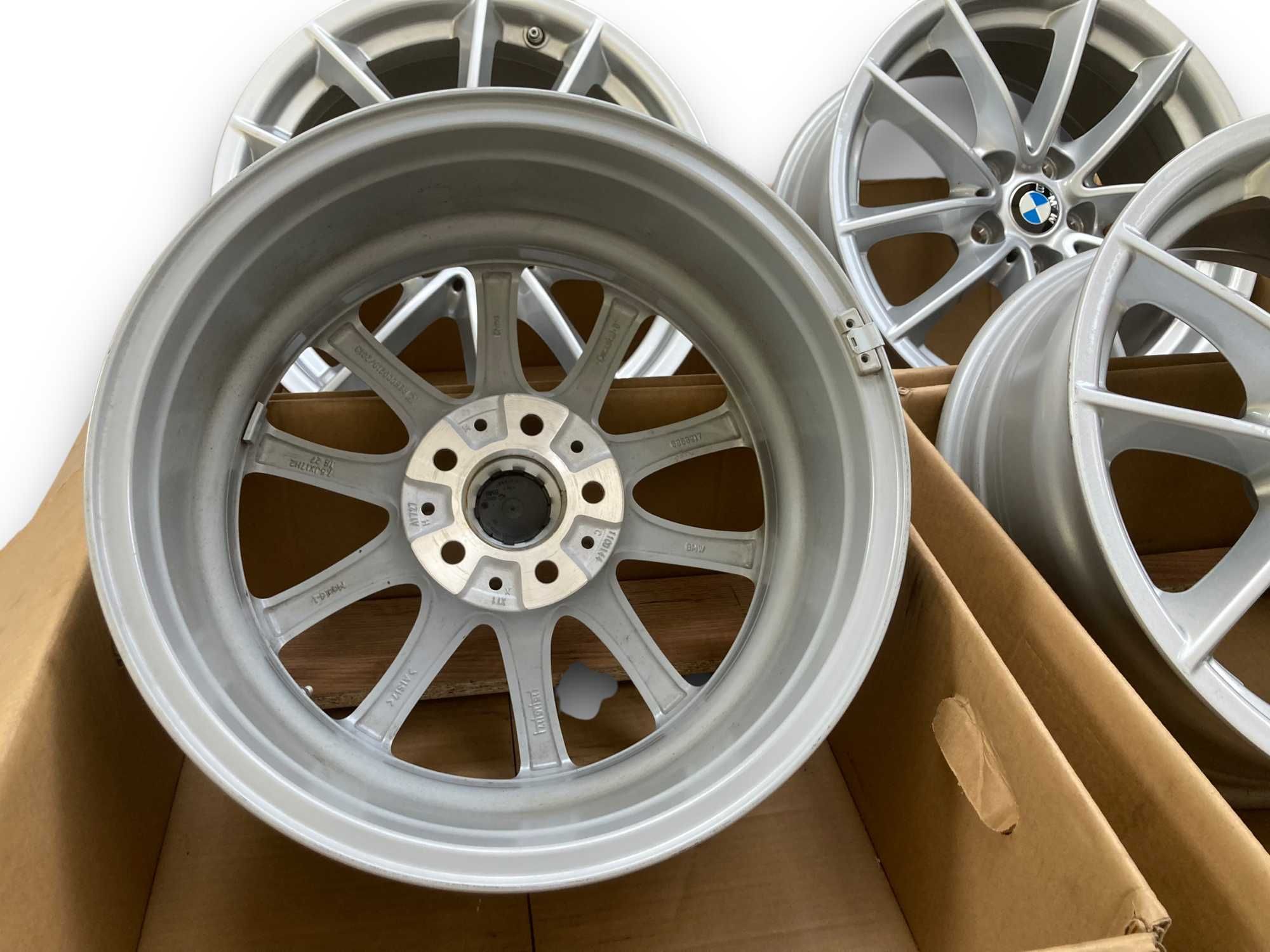 Felgi ALUMINIOWE 17 BMW G30 G31 G11 G20 G21 G22