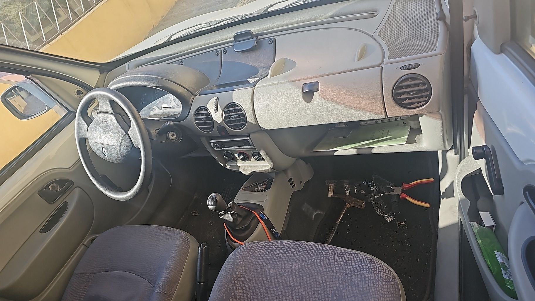 Renault kangoo caixa de fibra