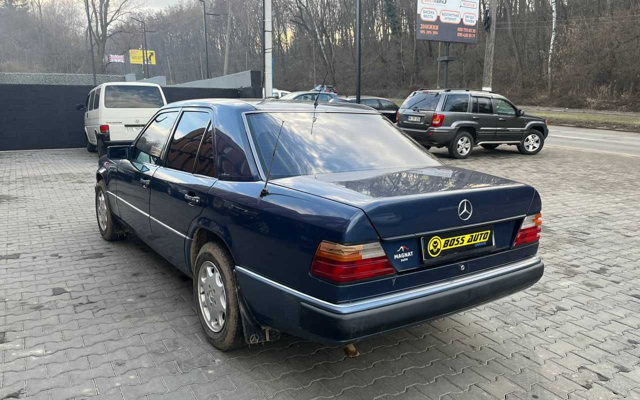 Mercedes-Benz E 200 1993