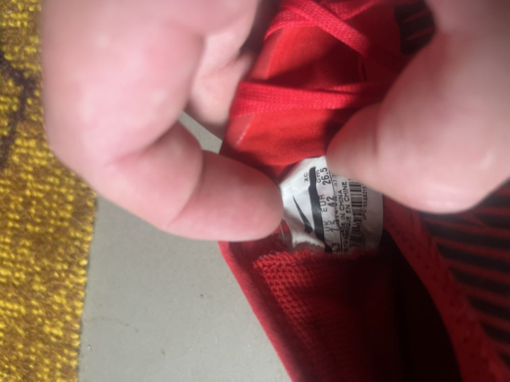 Продам сороконіжки футзалки Nike