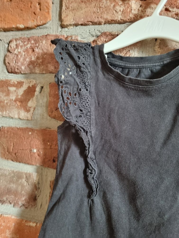 Czarna bluzka z falbankami na ramionach * H&M