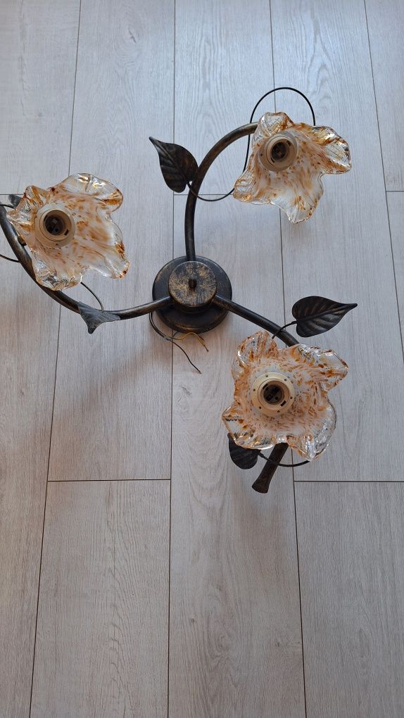 Lampa rustykalna