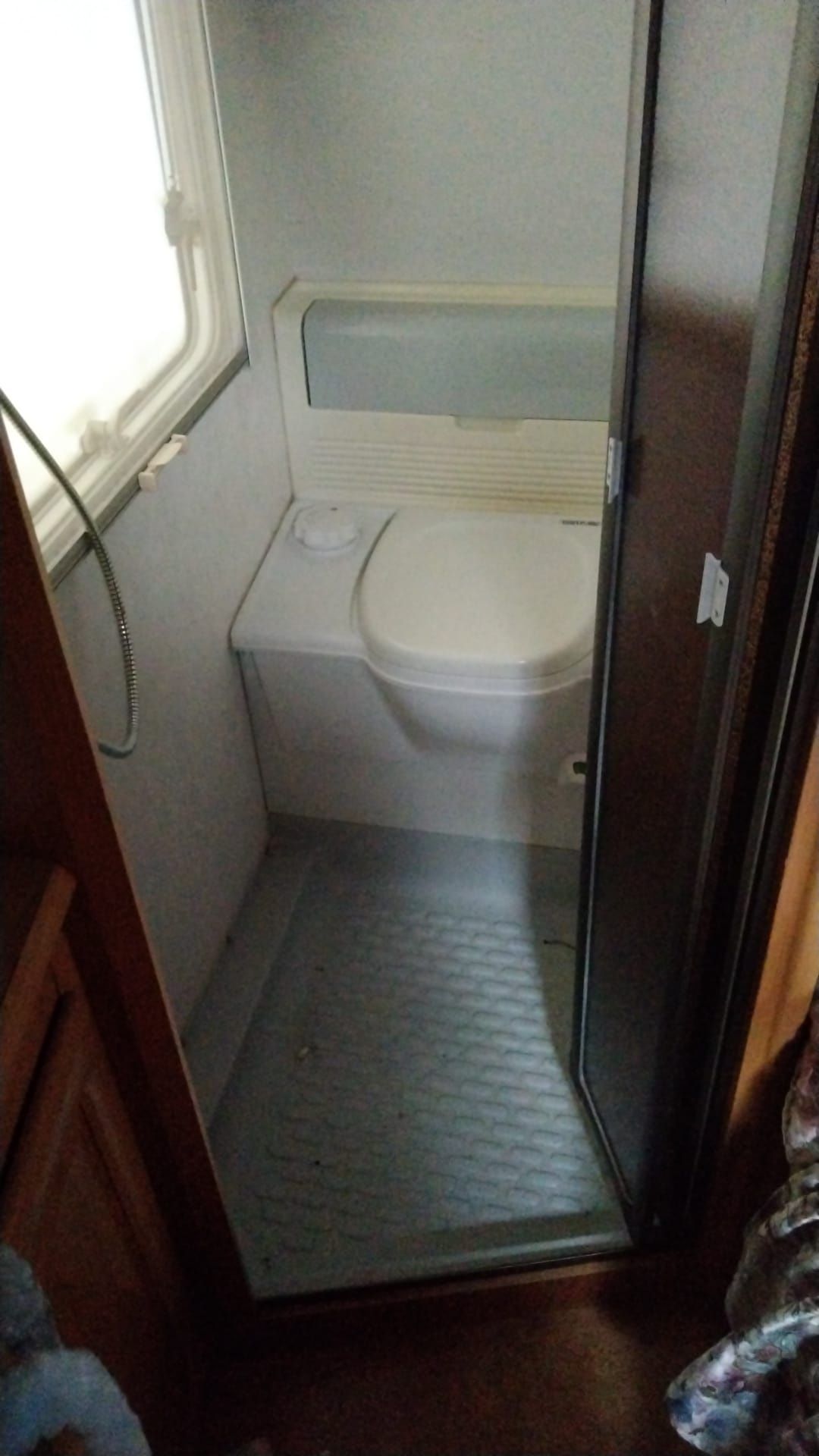 Sprzedam przyczepę jempingowa