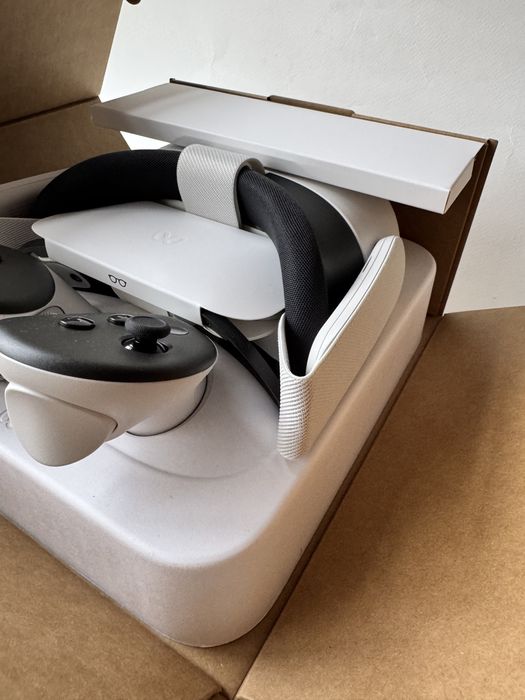 Meta Quest 3S 128Gb / Meta Quest 3S 128Gb / Meta Quest 3S 128Gb
