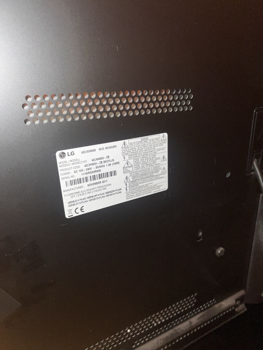 Telewizor LG 42 cale 2011 z szafką