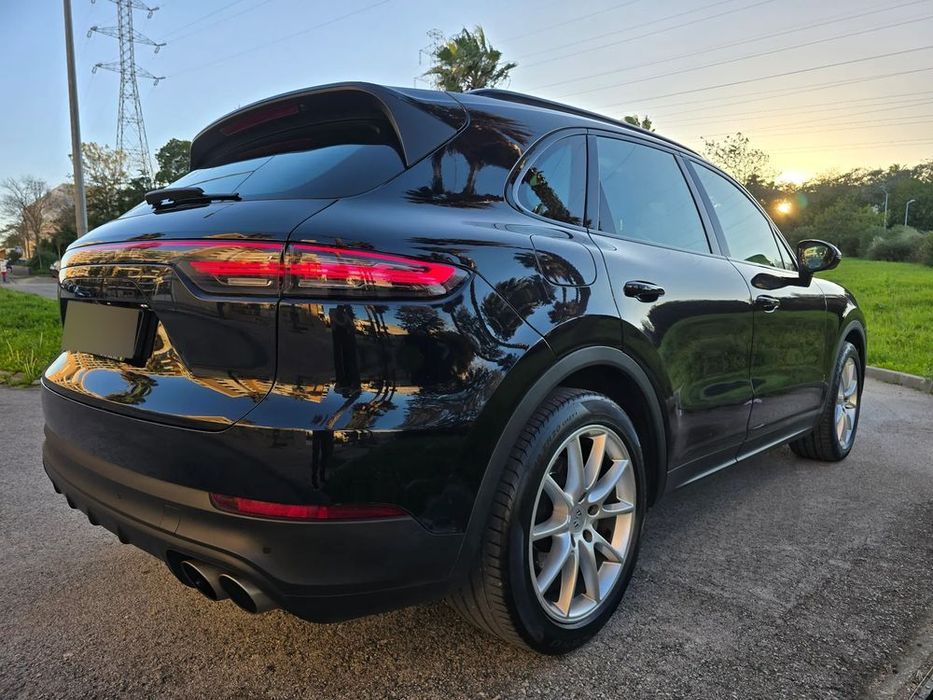 Porsche Cayenne S Platinum Edition