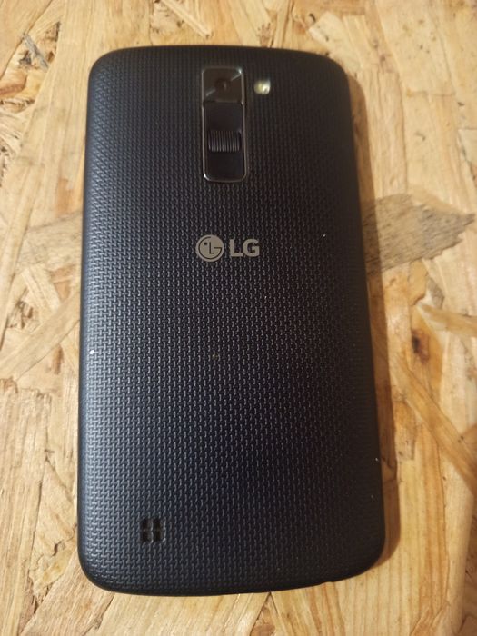 Продам телефон LG