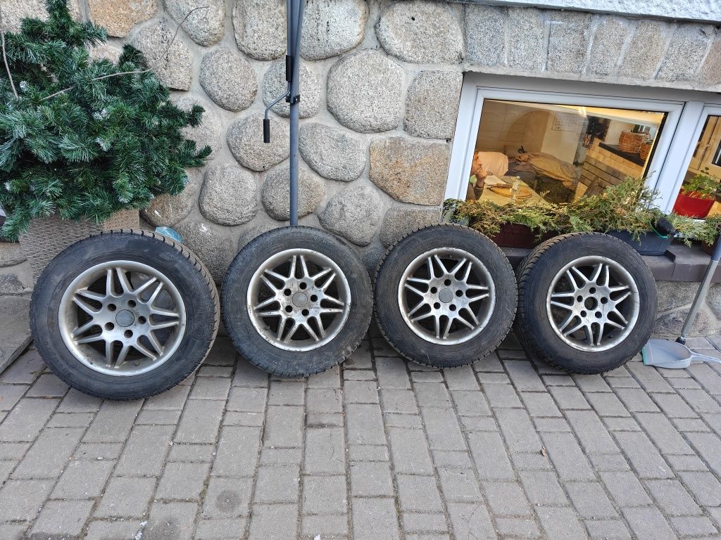 Alufelgi 15 5x114,3 + Opony zimowe