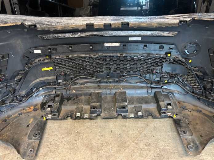 Бампер Range Rover Evogue L551 Бампер Ренж Ровер Эвок Л551
