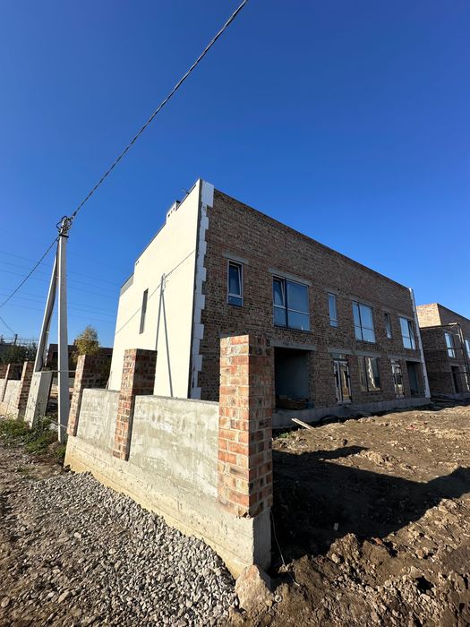 Терміново продаж триплексу