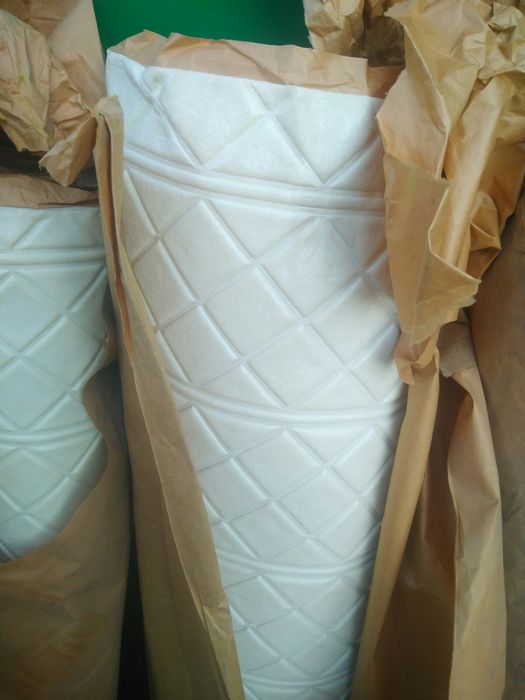 Шпалери пороплен нові