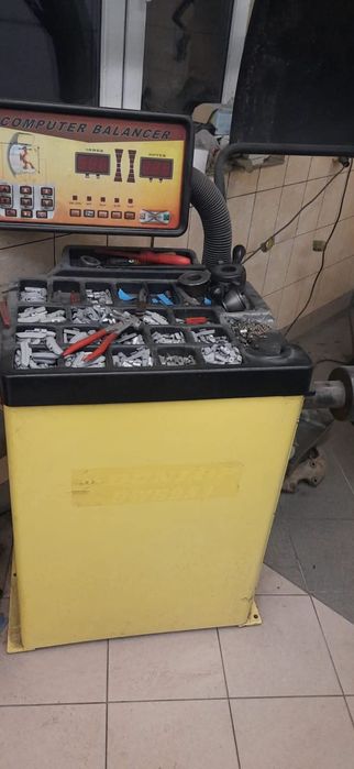 Montazownica i wyważarka