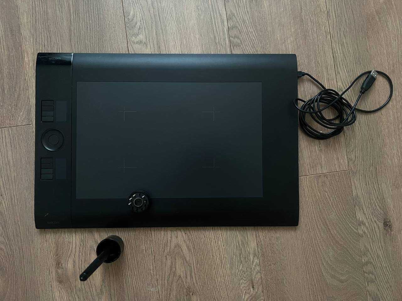 Графічний планшет Wacom Intuos 4 PTK-840
